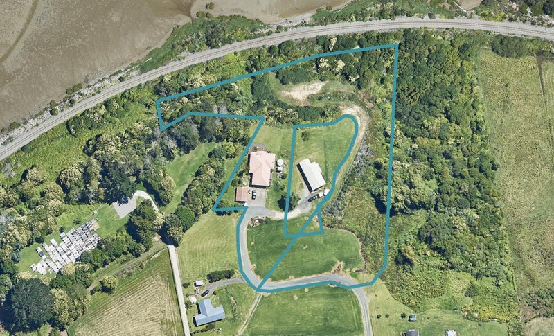 5 Norman Heke Way, BETHLEHEM, TAURANGA - Carousel 1