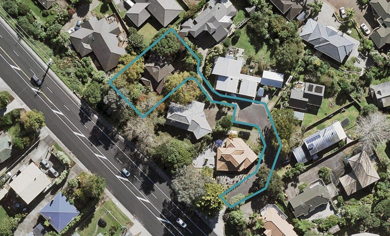 13 Albany Highway, Unsworth Heights, Auckland - Carousel 1