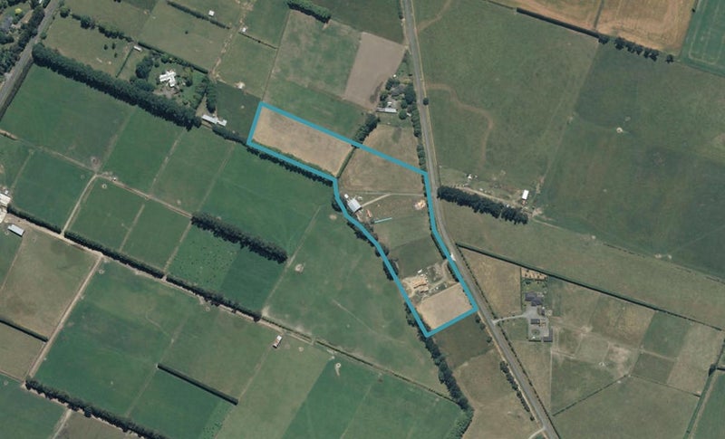 130 Barnes Road, Christchurch - Carousel 1