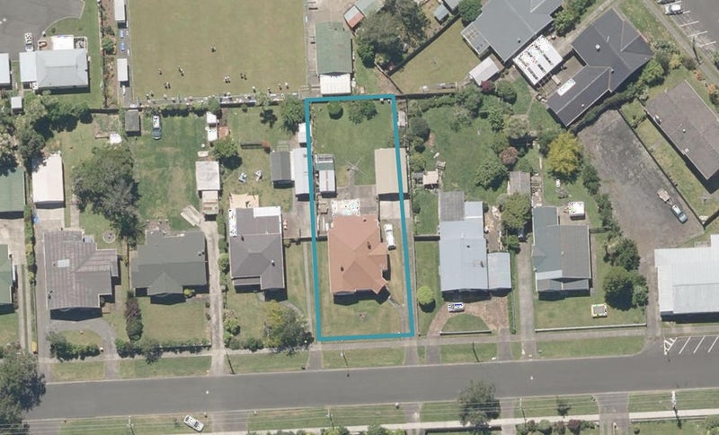 27 Boydfield Street, Whanganui East, Whanganui - Carousel 1