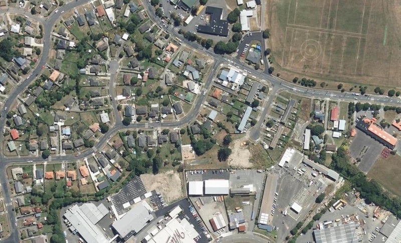 9B Hukatai Street, Elsdon, Porirua - Carousel 1