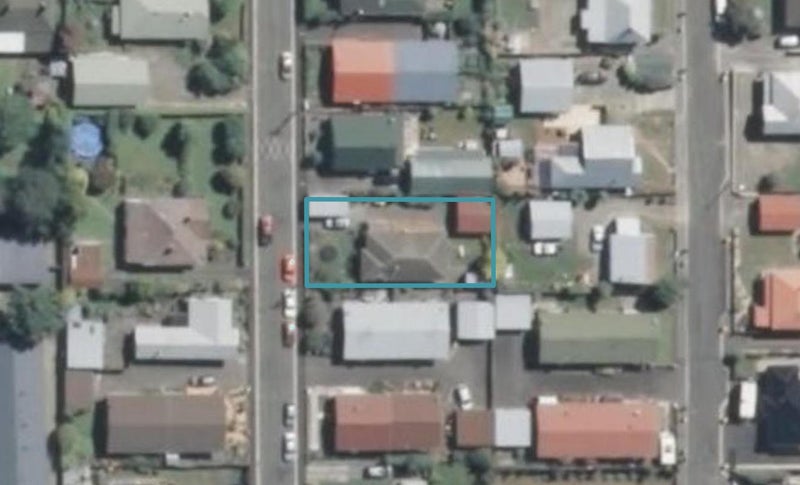 17A Oxford Street, West End, Timaru - Carousel 1