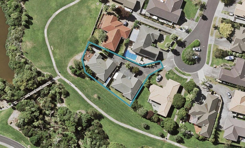2/41 Glanworth Place, Dannemora, Auckland - Carousel 1