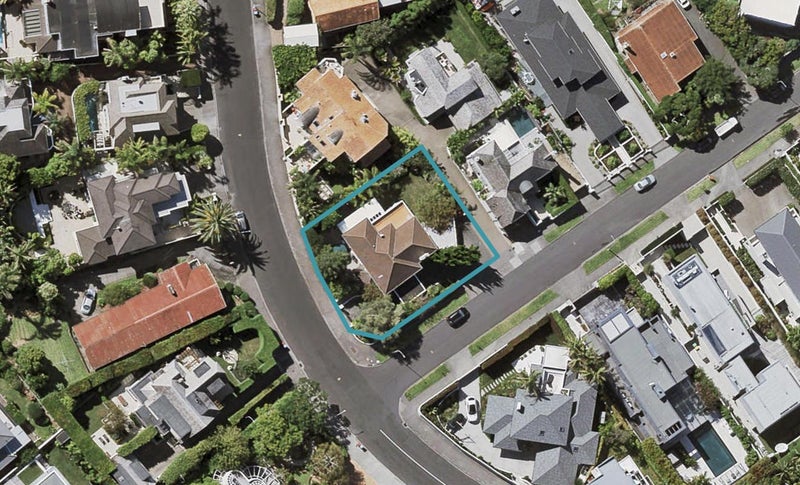 17 Paritai Drive, Orakei, Auckland - Carousel 1