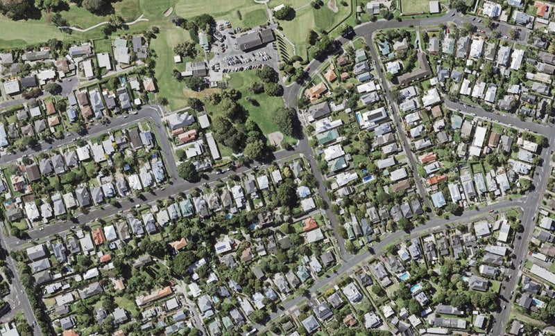3 Allenby Avenue, Devonport, Auckland - Carousel 1