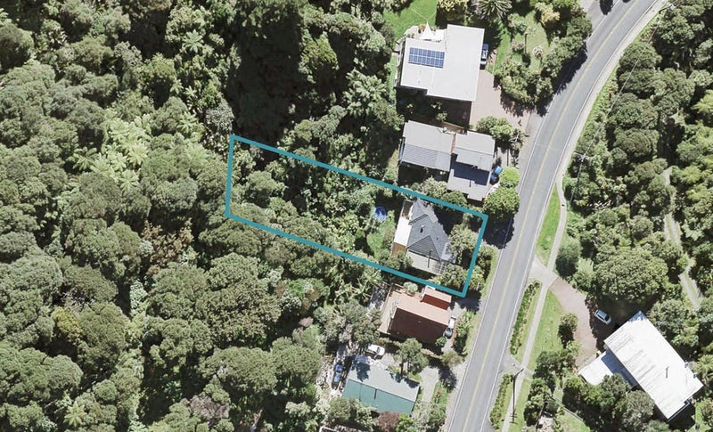 1151 Scenic Drive North, Swanson, Auckland - Carousel 1