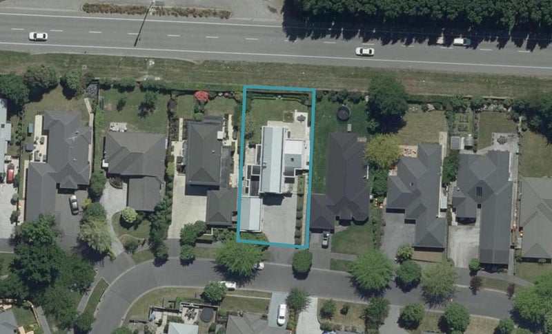 8 Creedon Glen, Casebrook, Christchurch - Carousel 1