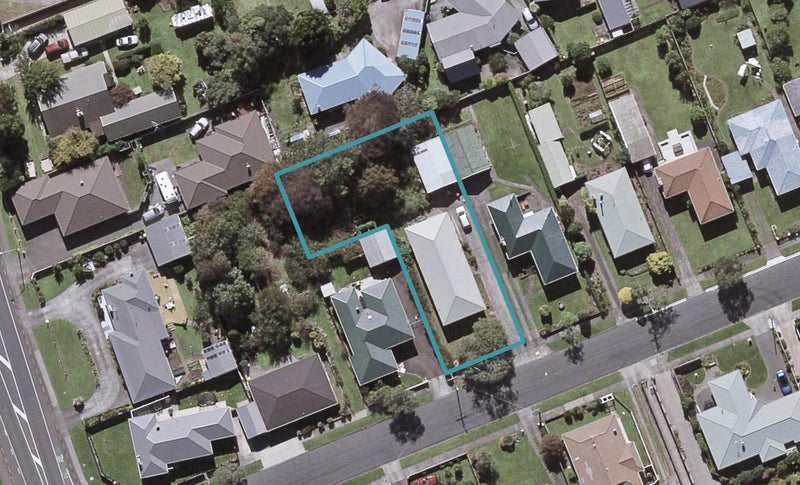 3 Turakina Street, Merrilands, New Plymouth - Carousel 1