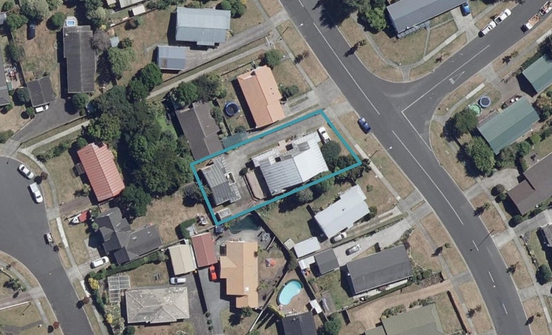 41 Endeavour Avenue, Flagstaff, Hamilton - Carousel 1