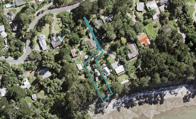 223A Victory Road, Laingholm, Auckland - Carousel 1