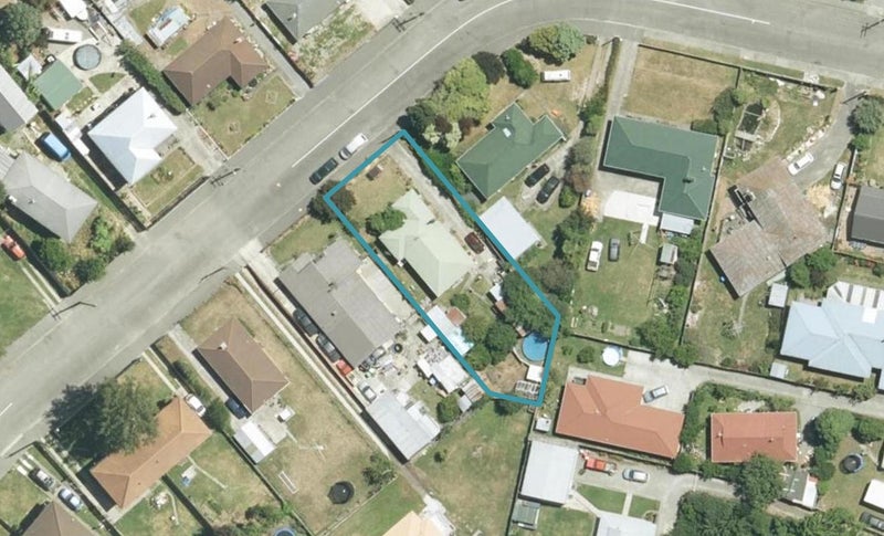35 Lucas Street, Riversdale, Blenheim - Carousel 1