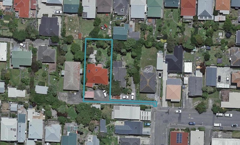 12B Edinburgh Terrace, Berhampore, Wellington - Carousel 1