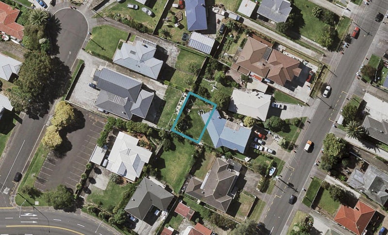 151D Barrack Road, Mount Wellington, Auckland - Carousel 1