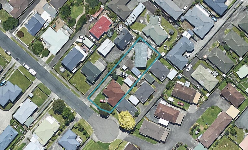 25B Oban Road, Greerton, Tauranga - Carousel 1