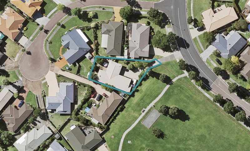 32 Huntington Drive, Huntington Park, Auckland - Carousel 1