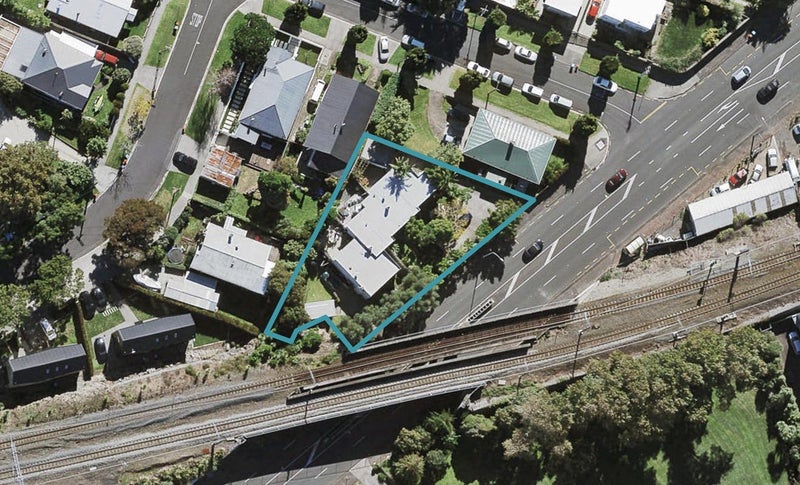 681 New North Road, Morningside, Auckland - Carousel 1