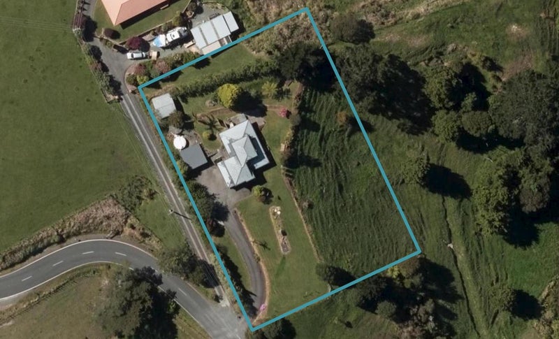 163 Old Parua Bay Road, Whangarei - Carousel 1