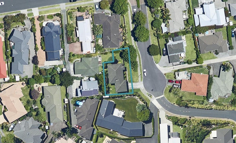 4 Glencarron Place, Bethlehem, Tauranga - Carousel 1