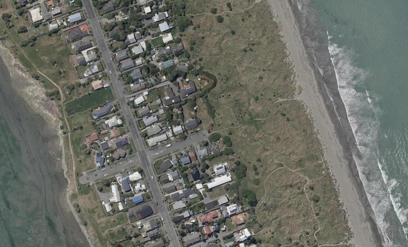 15 Penguin Street, Southshore, Christchurch - Carousel 1