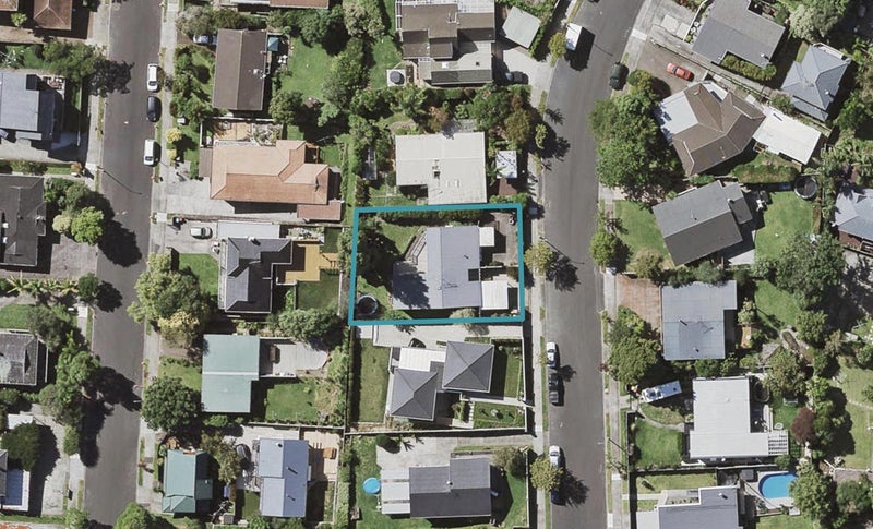 9 Ripon Crescent, Meadowbank, Auckland - Carousel 1