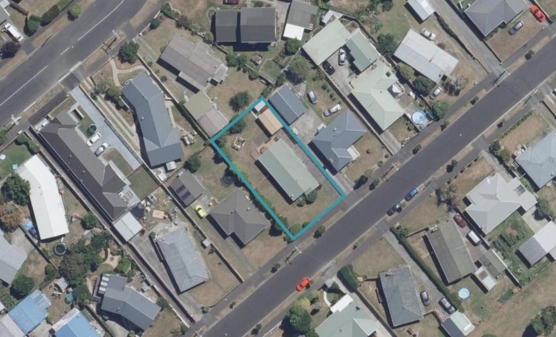 33 Mears Road, St Andrews, Hamilton - Carousel 1
