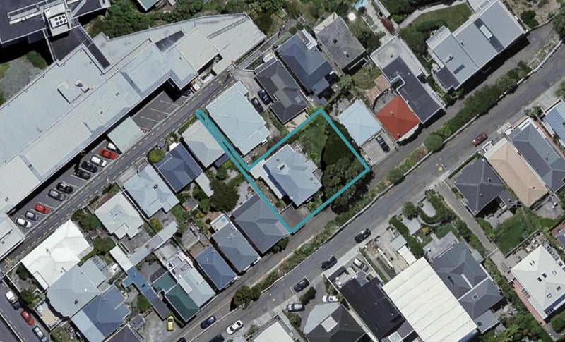 11 Mcfarlane Street, Mount Victoria, Wellington - Carousel 1