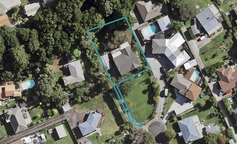 6 Knights Drive, Hillpark, Auckland - Carousel 1