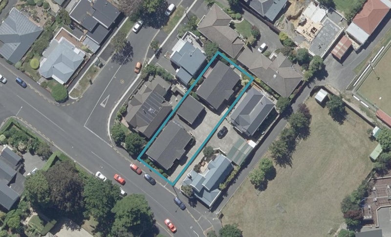 35A Balmacewen Road, Maori Hill, Dunedin - Carousel 1