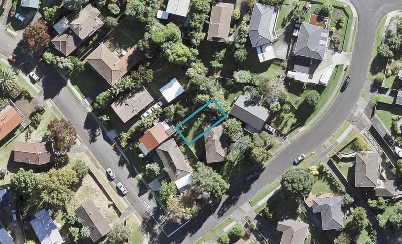 5C Topliss Drive, Northcross, Auckland - Carousel 1