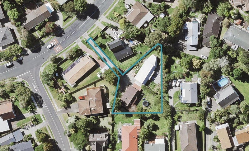1/99 Oaktree Avenue, Browns Bay, Auckland - Carousel 1