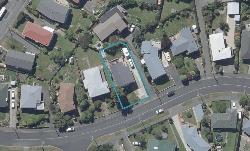 69 Gilkison Street, Halfway Bush, Dunedin - Carousel 1