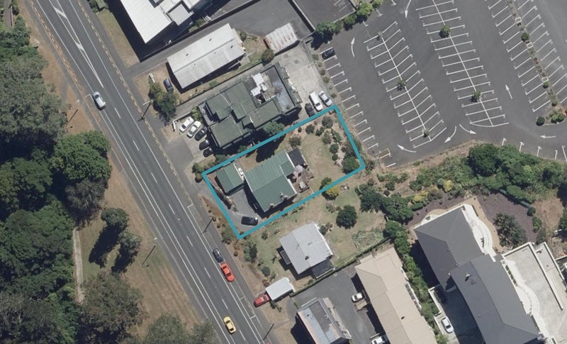 3 Ruakiwi Road, Hamilton Lake, Hamilton - Carousel 1