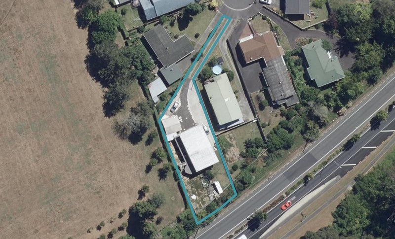 5 Regent Street, Silverdale, Hamilton - Carousel 1