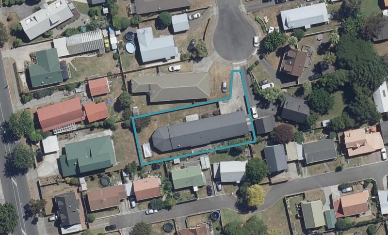 21 Ronald Court, Pukete, Hamilton - Carousel 1
