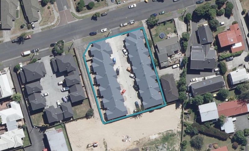 210B Old Farm Road, Hamilton East, Hamilton - Carousel 1