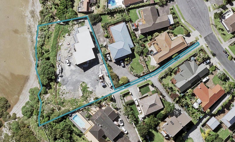 40 Venus Place, Half Moon Bay, Auckland - Carousel 1