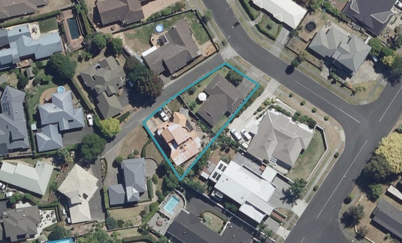 3B Dallinger Street, St Andrews, Hamilton - Carousel 1