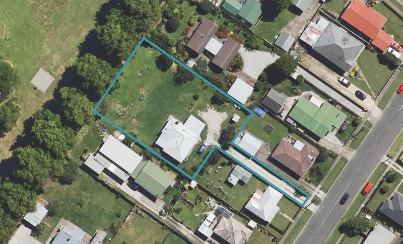6A Craig Road, Kaiti, Gisborne - Carousel 1
