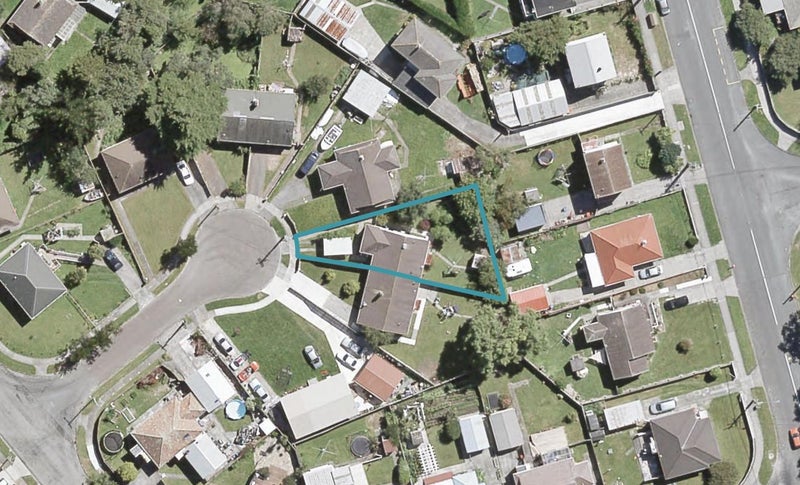 5 Sinclair Grove, Naenae, Lower Hutt - Carousel 1