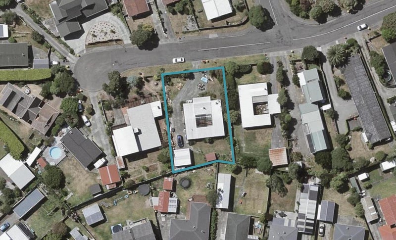 13 Olive Terrace, Paraparaumu Beach, Paraparaumu - Carousel 1