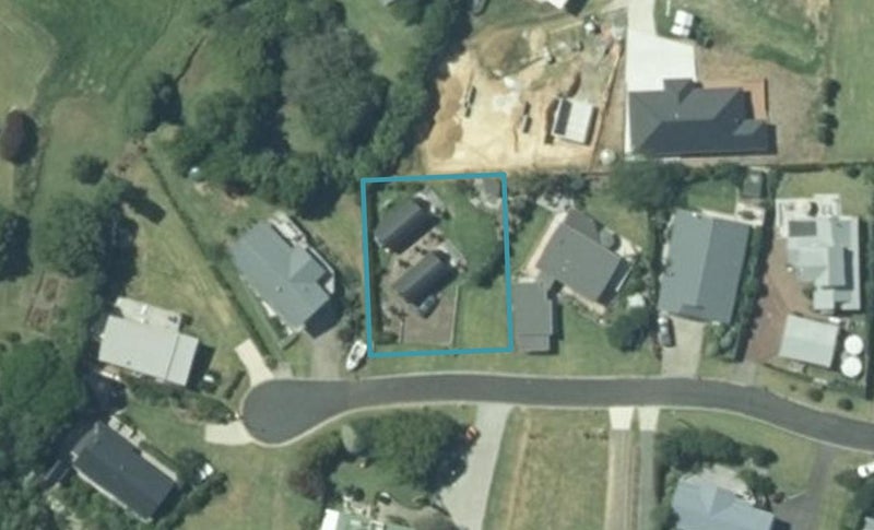 18 Emmerdale Drive, Hahei, Whitianga - Carousel 1