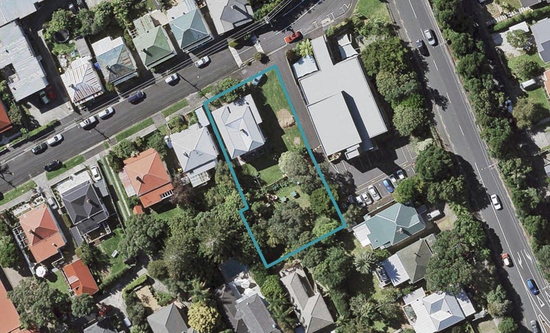 16 Owens Road, Devonport, Auckland - Carousel 1