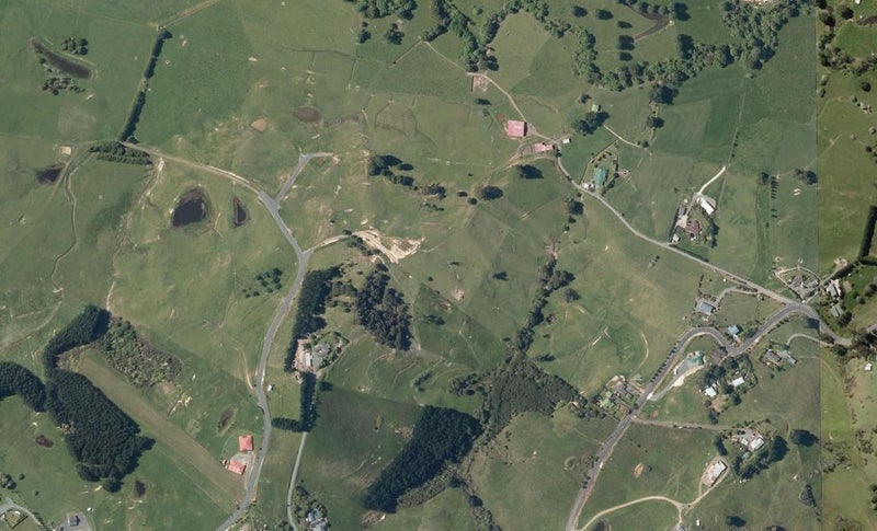 14 Bellevue Way, Otaika, Whangārei - Carousel 1