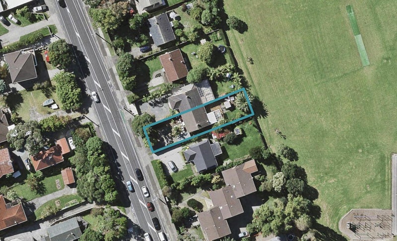 200 Lake Road, Belmont, Auckland - Carousel 1