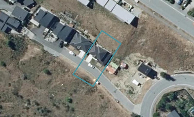 1/4 Redfern Terrace, Arthurs Point, Queenstown - Carousel 1