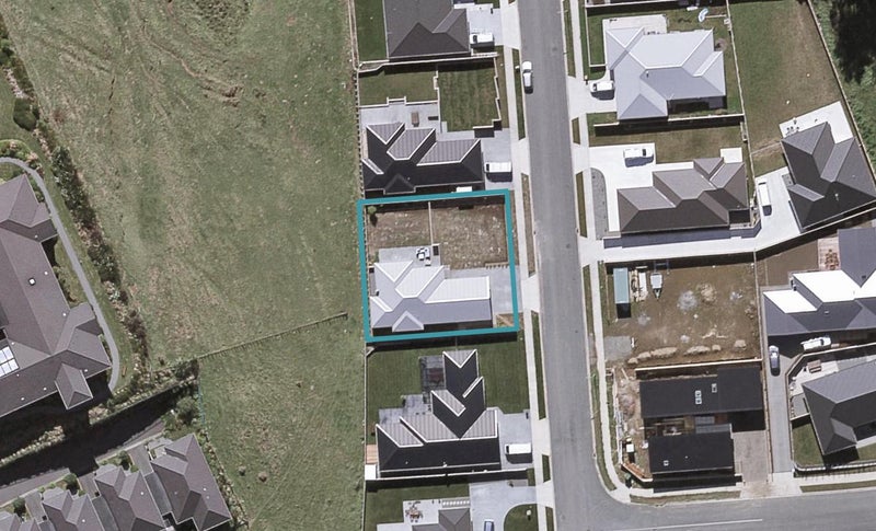 38 Cyrus Street, Whalers Gate, New Plymouth - Carousel 1