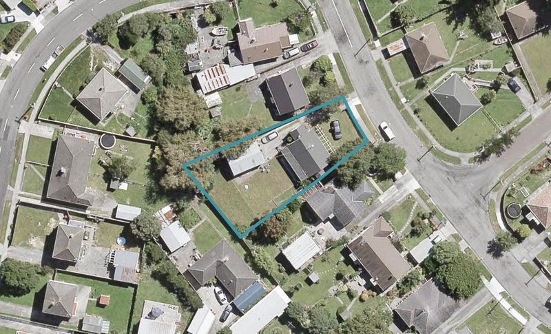 27 Feist Street, Naenae, Lower Hutt - Carousel 1