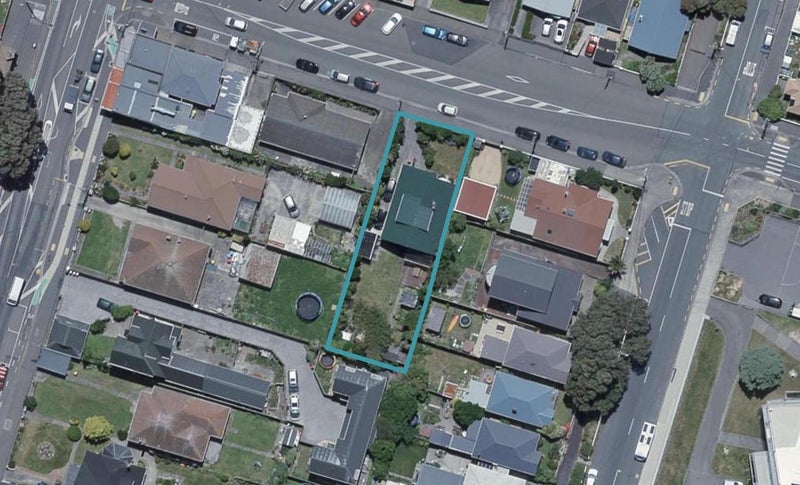 35 Mersey Street, Island Bay, Wellington - Carousel 1