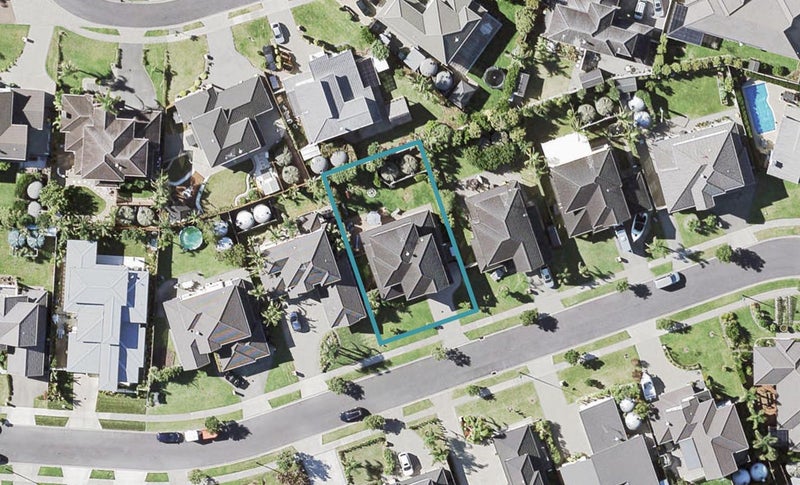 60 Pine Harbour Parade, Beachlands, Auckland - Carousel 1