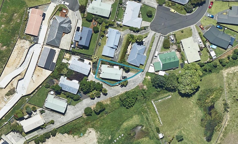 34 Sunvale Place, Gate Pa, Tauranga - Carousel 1